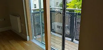 Апартаменти Your Cabot Mews