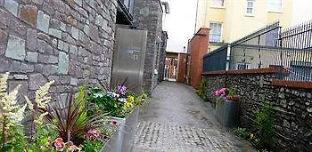 Your Cabot Mews Апартаменти Бристоль